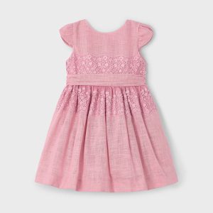 -. Vestido niña Mayoral de lino y puntillas 3911