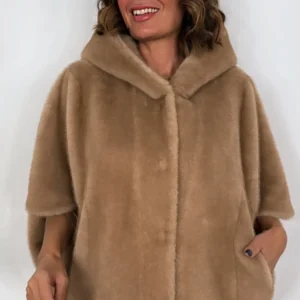 Chaqueta tipo capa con capucha CAMEL
