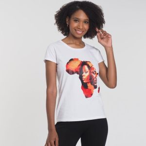 Camiseta blanca rostros africanos