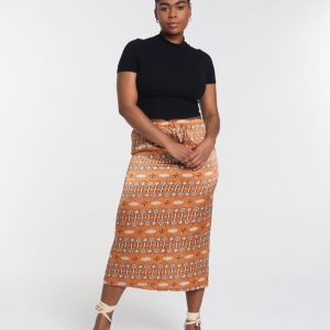 Falda Satinada Ifẹ́