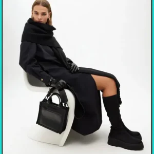 Bandolera de Nylon Combinada con Efecto Piel LOLA CASADEMUNT Ref. LF2504031