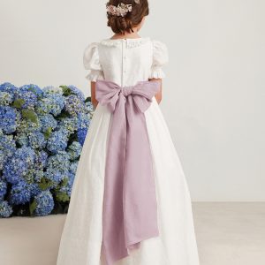 ..LAZO LINO DE COMUNION MALVA AMAYA 2025